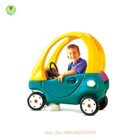 Image de la catégorie Voiture à pédale